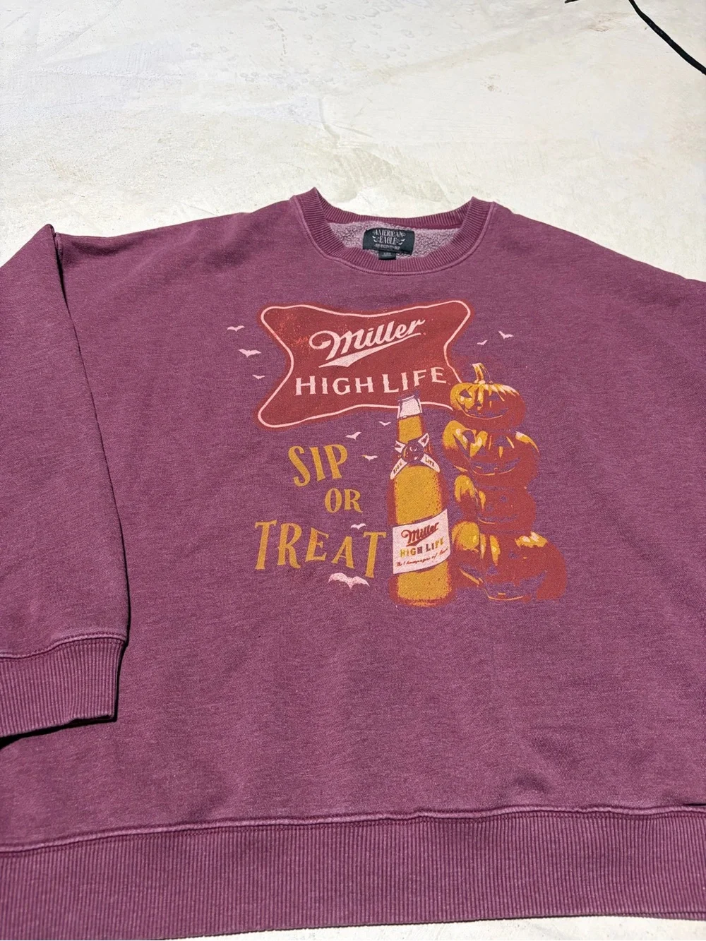American Eagle Halloween shop Maroon Crewneck Sweatshirt pumpkin miller large